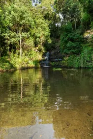 Waterfall valley - Image 5