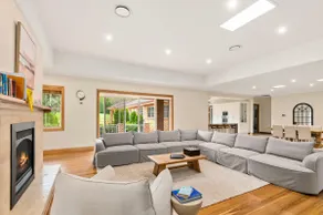 Elegant Private Retreat for a Relaxing Stay - Image 3
