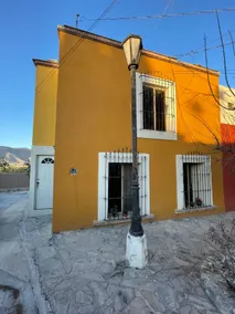 Yellow House, Private Apartment, Centro Arteaga - Image 1