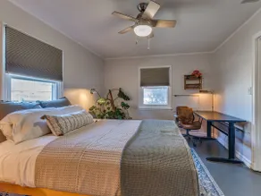 Stylish Mid-Century Modern Tulsa Retreat - Image 5