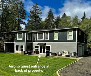 The Travelers Retreat-Spacious 2 bdrm-EV Charging - Image 2