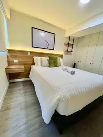Executive Luxury Suite 1705 - Image 3