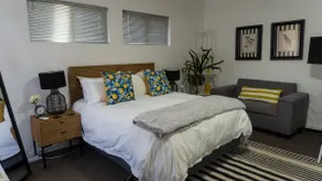 Oaknest, serene garden retreat. Rooted in comfort. - Image 2