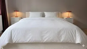 Charming Haven – 2-Bedroom Apartment on Place d'Armes - Image 4