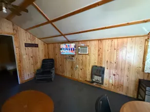Big Rock Cabin w bathroom NO PET - Image 4