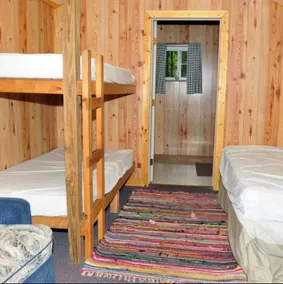 Big Rock Cabin w bathroom NO PET - Image 3