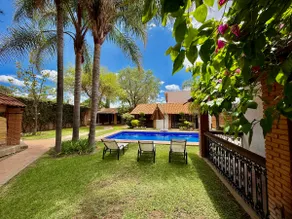 MC10 House with pool for large groups. Max 19 - Image 3