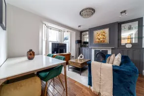 Boutique London Townhouse 5 Bedrooms - Image 2