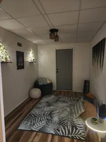 The Zen Den - Image 5