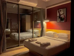 Navi Mumbai Airport's Finest Grand Luxe 4-BR Stay - Image 3
