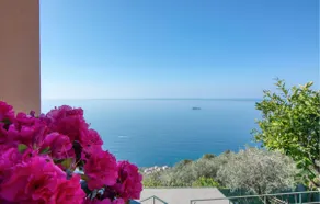 Stunning Apartment In Bogliasco With Wifi - Image 2