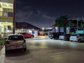 Deluxe serviced apartment at East Legon - Image 5