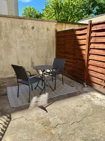 L'Élégant – 1-bedroom air-conditioned apartment with terrace in the very heart of the city - Image 4