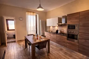 Suite sul Mount Monviso - Centro Storico & Free Parking - Image 2