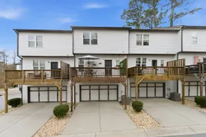 Modern 3-Story Retreat - Flex Check-in & Check-out - Image 5