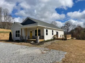 Overlook Oasis in Spruce Pine - Image 2