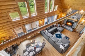 Amish Country Lodge/Hot-Tub/Wrap Around Porch - Image 2