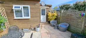 Felpham Guest House - Self Catering - Image 3