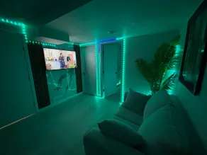 Exquisite and Modern Private Suite | Self Check-in - Image 4