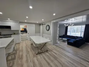 Stylish Stay in Kingston – Steps to Waterfront - Image 5