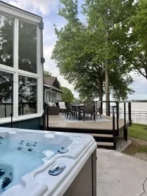 Lakefront w/ Hot Tub, Dock, 3 Kings, Sleeps 14 - Image 3