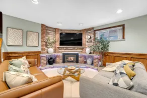 Spa-Like Suite | Massage Chair | Two Bedrooms - Image 2
