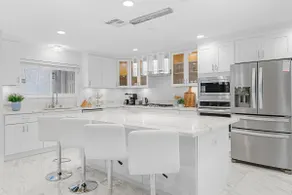 Delightful Home Close to Beaches and Disneyland - Image 4