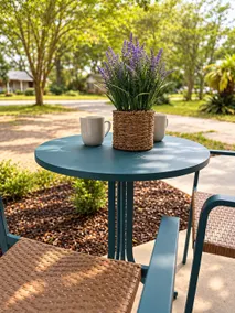 Patio Retreat 10 min Downtown 20 min Beach - Image 3