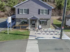 The Hamlet Dream Stays River View Apartment - Image 2