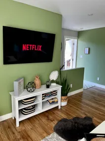 Modern Maple Flat - Image 2