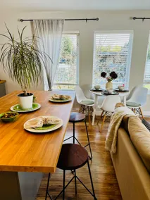 Modern Maple Flat - Image 4