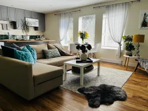 Modern Maple Flat - Image 5