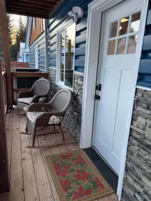 Cozy Glacier Apt - Image 5