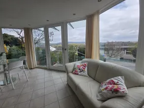 Cozy place to stay with beautiful views - Image 5