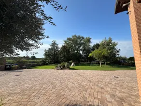 Brontolo Garden: Comfort, Space, and Relaxation for 5 - Image 5