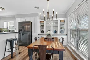 Haven on Harvard | Massage Chair | Sleeps 6 - Image 5