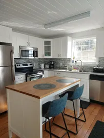 The Little Blue Cottage - Image 5