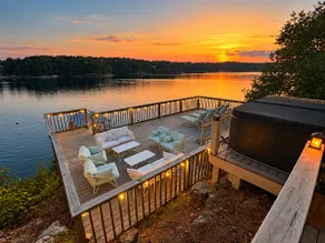 Cozy Fall Lakeside*Hot Tub*Firepit*Holidays Open - Image 3