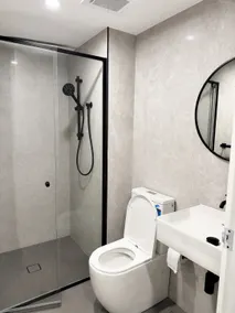 Granville Studio Ensuite toilet and kitchen - Image 5