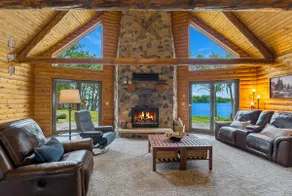 Private Retreat w/ HUGE Sport Court (indoor) - Image 3