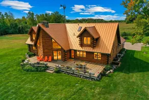Private Retreat w/ HUGE Sport Court (indoor) - Image 2