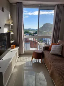 Central location, high floor, and beautiful views! - Image 2