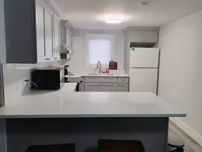 Apartment in Fredericton - Image 2