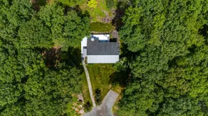 NEW: Sunny Modern Home in Narrowsburg - Image 5