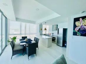 Oceanfront apartment in Salinas - Image 2
