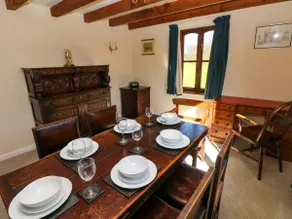 Park Hall Cottage - Image 4