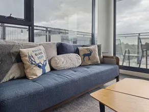 Urban Stay Box Hill 2BR | Prime Location - Image 5