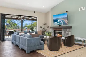 *NEW* Resort Style Home•Views•Pool Spa•Game Room - Image 4
