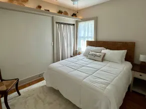 Stone's Throw Bungalow - 2BR, 1BA, 1/2 mi from DT. - Image 2