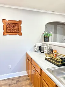 Cozy Stay• Sleeps 8•Steps to Zoo•Near Civic Center - Image 5